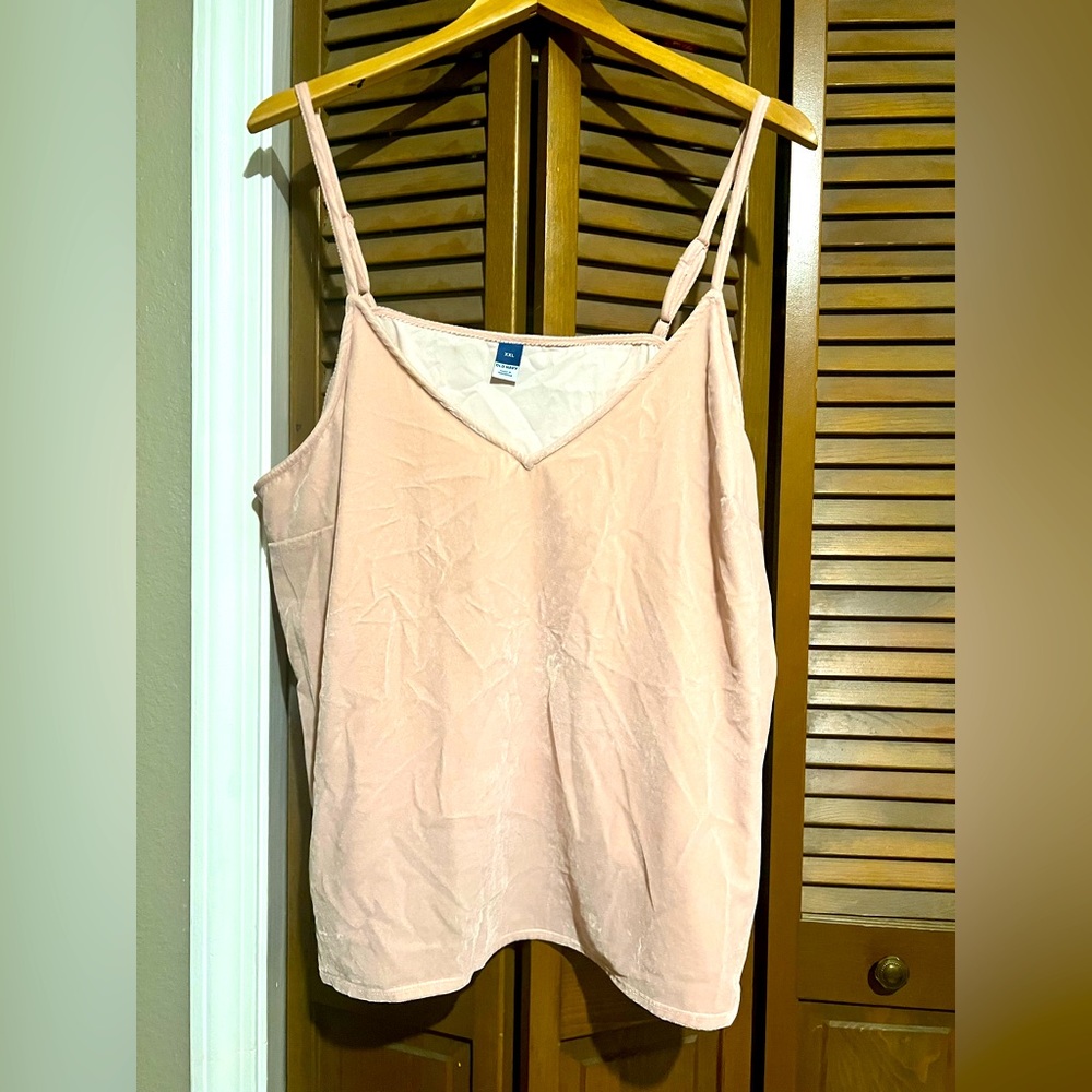 Beautiful pink velvet cami!  New Without Tags